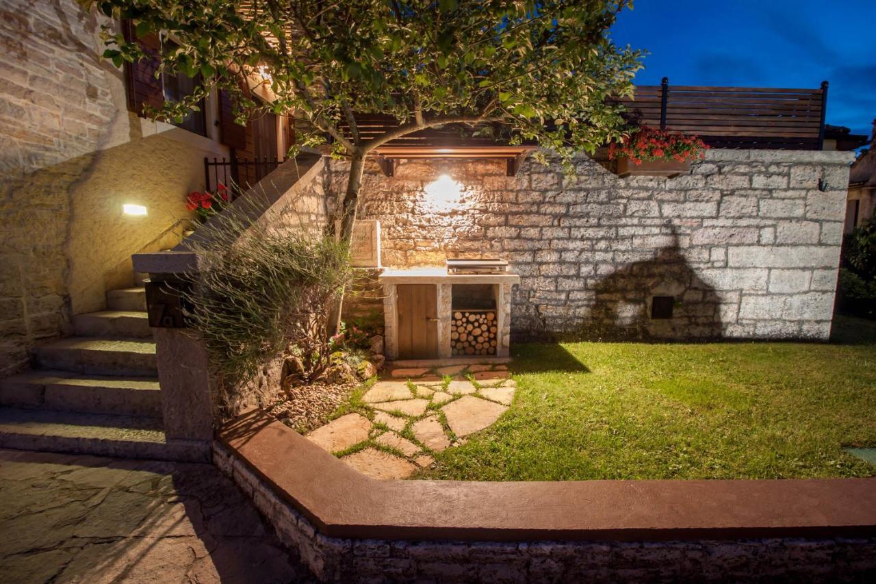 Stara Kuca Apartment Heki Exterior photo